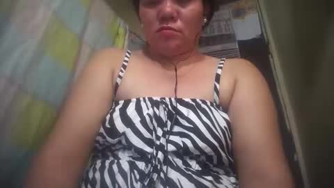 Snapshot of hotmatureladyxxx chatting on February 9, 2026, 1:04 pm hotmatureladyxxx online show from February 9, 2026, 1:04 pm