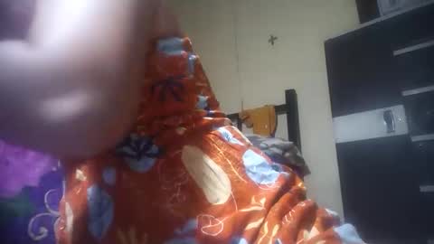 Snapshot of hotmatureladyxxx chatting on February 13, 2026, 11:01 pm hotmatureladyxxx online show from February 13, 2026, 11:01 pm