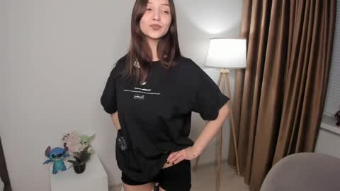 Cherry  online show from March 25, 2026, 8:59 pm