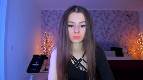 Snapshot of hotmolly_ chatting on May 3, 2026, 6:47 pm hotmolly_ online show from May 3, 2026, 6:47 pm