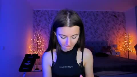 Snapshot of hotmolly_ chatting on May 23, 2026, 6:45 pm hotmolly_ online show from May 23, 2026, 6:45 pm
