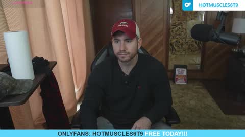 Snapshot of hotmuscles6t9 chatting on March 1, 2026, 6:21 pm hotmuscles6t9 online show from March 1, 2026, 6:21 pm