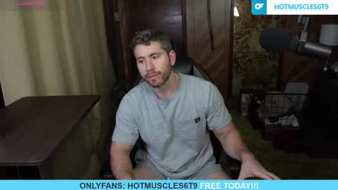 Snapshot of hotmuscles6t9 chatting on March 16, 2026, 10:52 am hotmuscles6t9 online show from March 16, 2026, 10:52 am