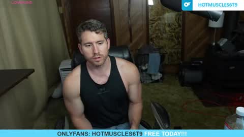 Snapshot of hotmuscles6t9 chatting on May 3, 2026, 8:53 am hotmuscles6t9 online show from May 3, 2026, 8:53 am