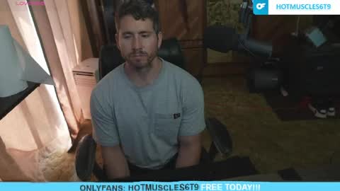 Snapshot of hotmuscles6t9 chatting on May 11, 2026, 4:48 pm hotmuscles6t9 online show from May 11, 2026, 4:48 pm