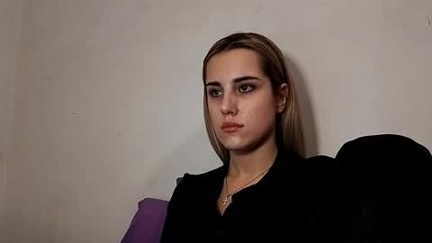 Snapshot of hotmusex chatting on November 24, 2025, 1:44 pm hotmusex online show from November 24, 2025, 1:44 pm