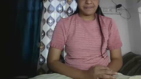 Snapshot of hotnsweetindian chatting on April 18, 2026, 5:22 am lola online show from April 18, 2026, 5:22 am