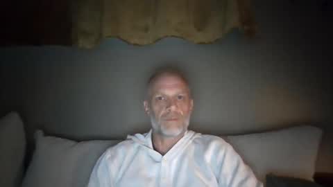 Snapshot of hototo2 chatting on May 25, 2026, 2:17 am hototo2 online show from May 25, 2026, 2:17 am