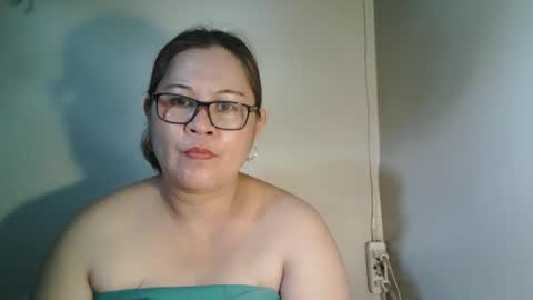 hotpreciousxxx online show from March 2, 2026, 5:41 am