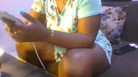 hotrinnah online show from October 29, 2025, 9:55 am