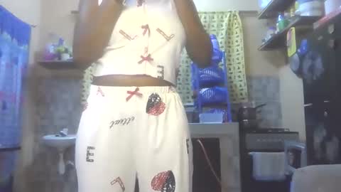Snapshot of hotsassyqueen219667 chatting on June 7, 2026, 5:06 pm Kichuna online show from June 7, 2026, 5:06 pm