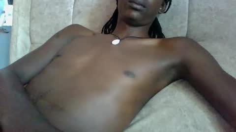 hotshadowx online show from April 13, 2026, 5:46 am