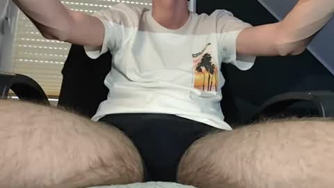 Snapshot of hotskinnyboy69 chatting on July 8, 2026, 6:23 pm Kev online show from July 8, 2026, 6:23 pm