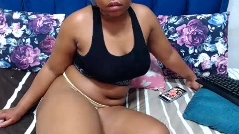 Snapshot of hotsmalltitsx chatting on July 7, 2026, 6:56 pm hotsmalltitsx online show from July 7, 2026, 6:56 pm