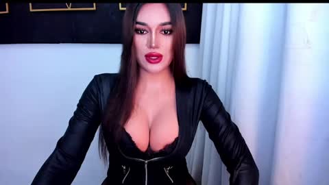 Snapshot of hotstellacumxxx chatting on May 8, 2026, 4:51 am STELLA online show from May 8, 2026, 4:51 am