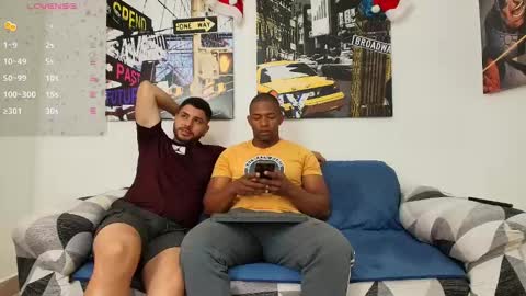 Snapshot of hott_asses chatting on December 23, 2024, 6:27 pm hott_asses online show from December 23, 2024, 6:27 pm