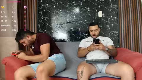 Snapshot of hott_asses chatting on February 3, 2025, 2:25 am hott_asses online show from February 3, 2025, 2:25 am