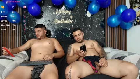 Snapshot of hott_asses chatting on February 10, 2025, 4:52 am hott_asses online show from February 10, 2025, 4:52 am