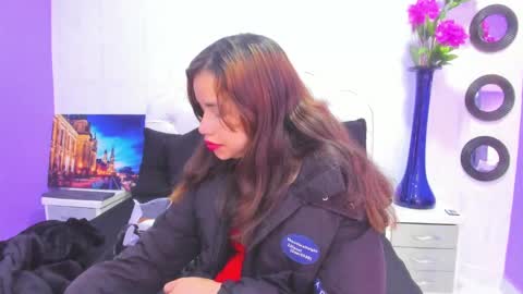 Snapshot of hott_barbie_ chatting on November 20, 2025, 3:18 am hott_barbie_ online show from November 20, 2025, 3:18 am