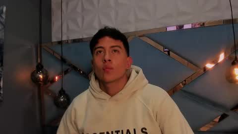 Snapshot of hott_boyy__ chatting on November 9, 2025, 11:30 am hott_boyy__ online show from November 9, 2025, 11:30 am