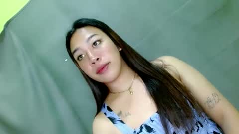 jelaigrande  online show from February 3, 2026, 2:53 am