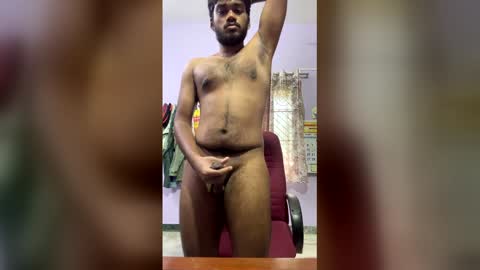 Snapshot of hottamilguy01 chatting on April 15, 2026, 10:33 am hottamilguy01 online show from April 15, 2026, 10:33 am