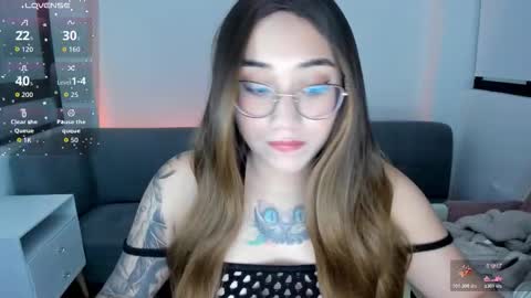 AMY online show from December 2, 2025, 9:21 pm