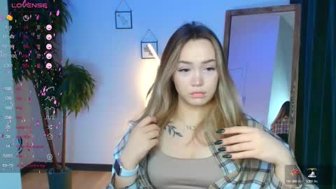 Snapshot of hottease_pvt chatting on January 9, 2025, 1:50 am hello Im Eva online show from January 9, 2025, 1:50 am