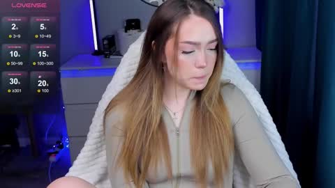 Snapshot of hottease_pvt chatting on November 15, 2025, 10:12 am hello Im Eva online show from November 15, 2025, 10:12 am