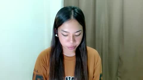 nika  online show from October 28, 2025, 6:39 am