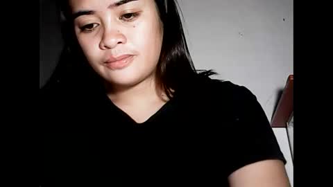 Leen online show from April 9, 2026, 2:33 am