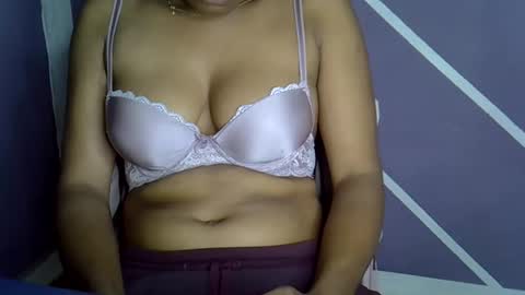 hottie baddie14 online show from September 29, 2025, 6:18 am