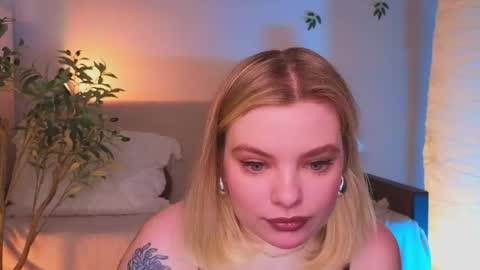 Snapshot of hottie_jane chatting on May 1, 2026, 11:26 am Jane online show from May 1, 2026, 11:26 am