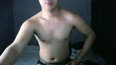 Snapshot of hottie_kyle69 chatting on March 17, 2026, 10:35 pm hottie_kyle69 online show from March 17, 2026, 10:35 pm