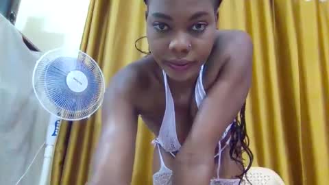 Snapshot of hottie_mammy chatting on January 17, 2026, 12:43 pm hottie_mammy online show from January 17, 2026, 12:43 pm