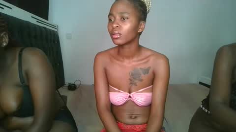 Snapshot of hottie_mistie chatting on April 25, 2026, 1:41 pm hottie_mistie online show from April 25, 2026, 1:41 pm