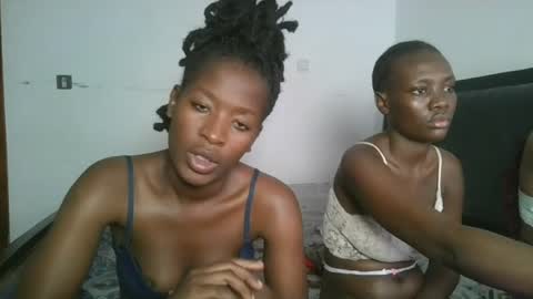 Snapshot of hottie_mistie chatting on June 27, 2026, 12:22 pm hottie_mistie online show from June 27, 2026, 12:22 pm