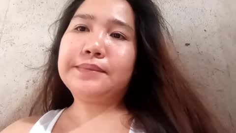 Snapshot of hottiecum27 chatting on July 19, 2026, 7:23 am hottiecum27 online show from July 19, 2026, 7:23 am