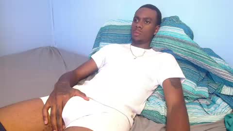 independent Model online show from March 29, 2026, 4:01 am