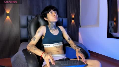 Juls online show from May 27, 2026, 6:38 pm