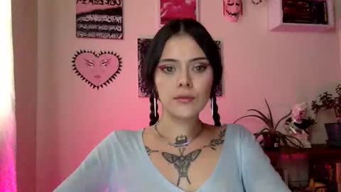 Tat  online show from November 13, 2025, 3:33 pm