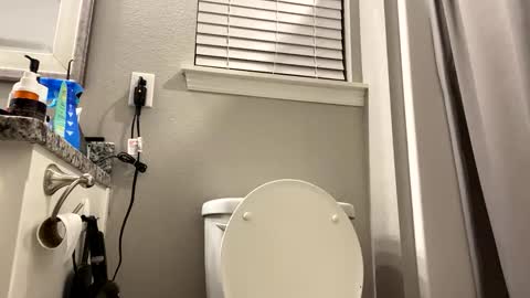 hottiewithabody101 online show from January 18, 2026, 11:03 am