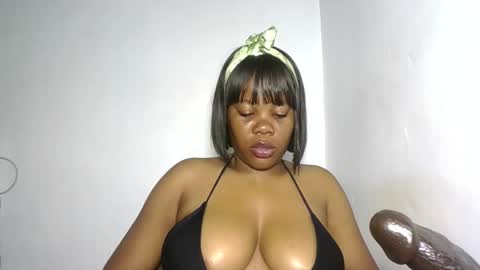 hotty_lora889 online show from March 25, 2026, 8:15 pm