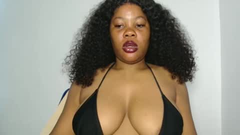 hotty_lora889 online show from April 2, 2026, 9:18 am