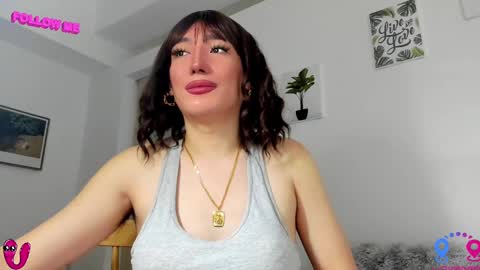 Snapshot of hottycrishinaxx chatting on February 27, 2025, 12:21 am crishinahotty online show from February 27, 2025, 12:21 am