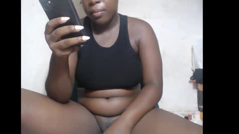 Snapshot of hottylissa1 chatting on November 22, 2025, 1:48 am hottylissa1 online show from November 22, 2025, 1:48 am