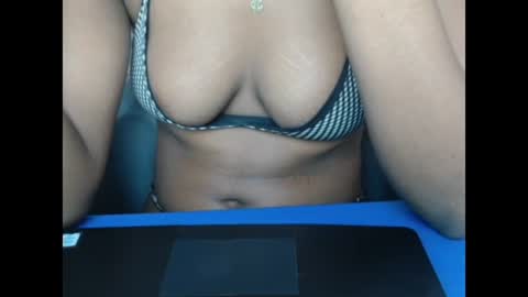 Snapshot of hotxxebony chatting on May 14, 2026, 12:17 am hotxxebony online show from May 14, 2026, 12:17 am