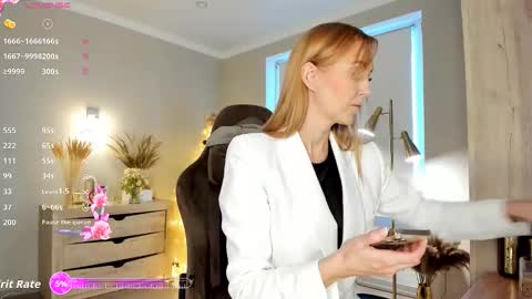 Snapshot of hotyplays chatting on January 16, 2026, 11:03 am Susan online show from January 16, 2026, 11:03 am