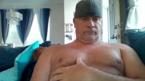 hotyummycock69 online show from July 17, 2026, 12:01 pm