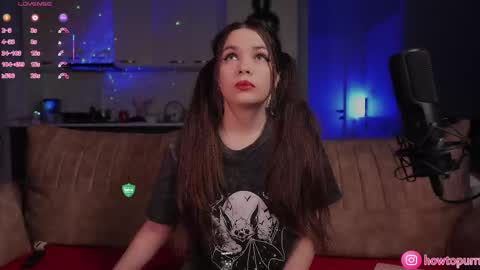 Mia online show from January 9, 2026, 5:26 pm